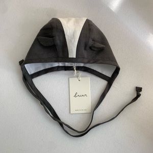 New briar baby bonnet